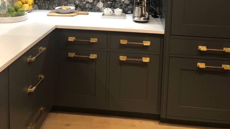 Cabinet Hardware